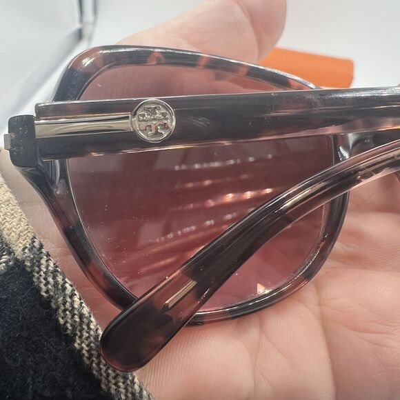 Tory Burch Sunglasses Tortoise Shell Frame Exaggerated Cat Eye Rose Brown Lens main image 9